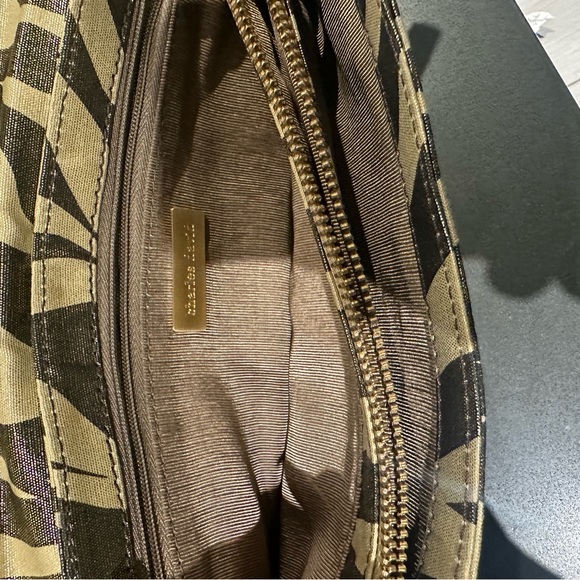 Vintage Charles David wristlet or clutch - Picture 8 of 15